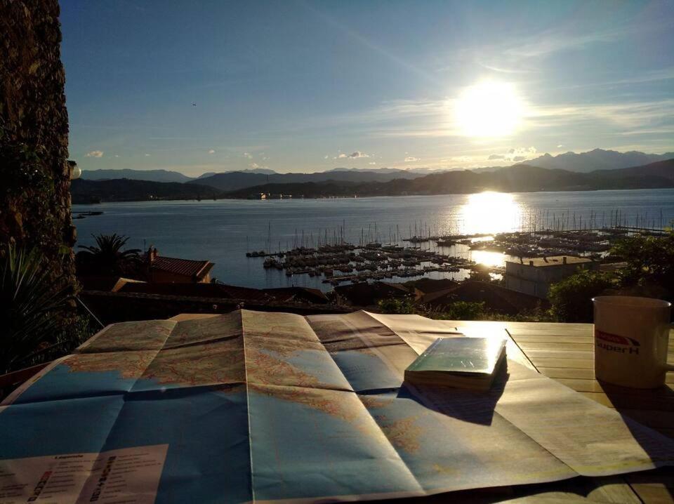 La Terrazza Nel Carruggio Villa Fezzano  Bagian luar foto